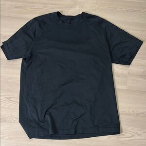 Lululemon Mens Athletic Shirt